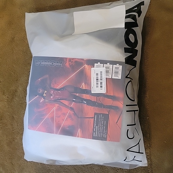 💙NWT RINGLEADER COSTUME - Picture 3 of 5